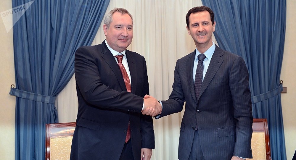 Tổng thống Syria Bashar al-Assad tiếp Phó Thủ tướng Nga Dmitry Rogozin ở Damascus ngày 18.12. Ảnh: Sputnik