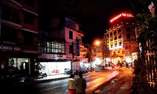 Một góc đường Bùi Thị Xuân, TP Đà Lạt. Ảnh: PHT