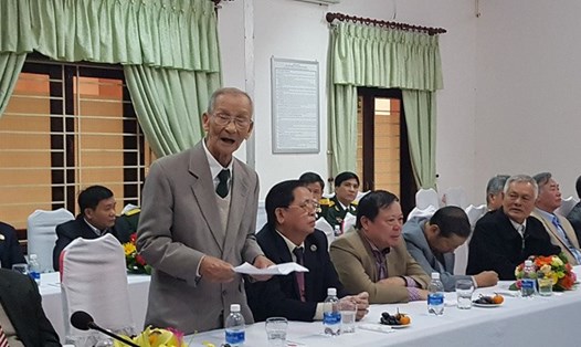 Đại tá Lê Công Thạnh đặt câu hỏi về ông Vũ "nhôm" tại buổi gặp mặt lãnh đạo TP Đà Nẵng. Ảnh: Trí thứ trẻ