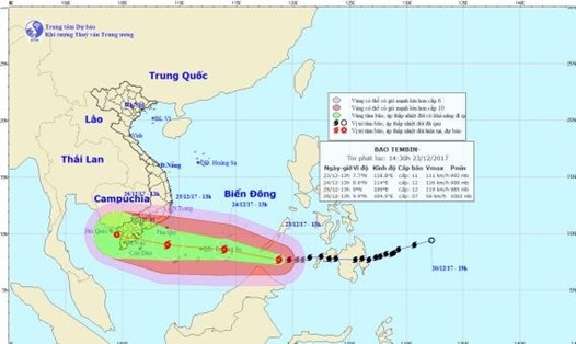 Vị trí và hướng đi của bão Tembin chiều 23.12.Ảnh: NCHMF