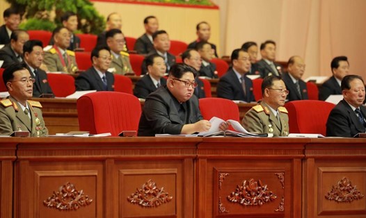 Nhà lãnh đạo Kim Jong-un yêu cầu chống những biểu hiện chống chủ nghĩa xã hội. Ảnh: KCNA/Reuters