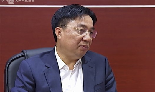 Ông Vũ Văn Viện, Giám đốc Sở Giao thông Hà Nội. (ảnh cắt từ clip của VNE)