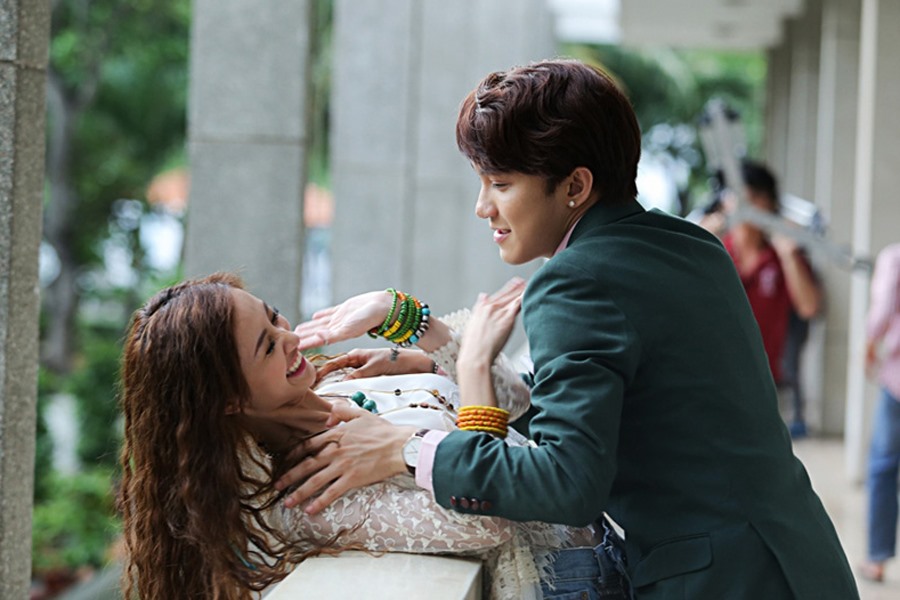 Cảnh phim “12 chòm sao: Vẽ đường cho yêu chạy”. Ảnh: nguồn Internet