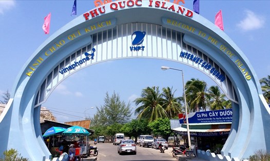 Cổng chào tại Cảng Hàm Ninh, huyện Phú Quốc.