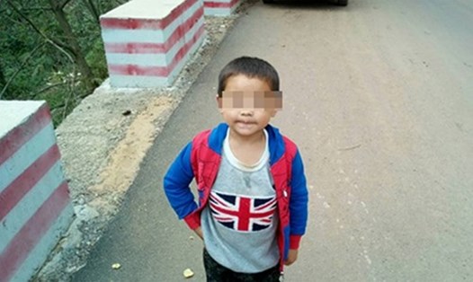 Bé trai nhỏ tuổi nhất trong số 4 đứa trẻ tử vong. Ảnh: SCMP