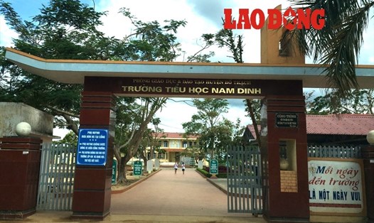 Trường Tiểu học Nam Dinh - nơi phát hiện tình trạng lạm thu. Ảnh: Lê Phi Long
