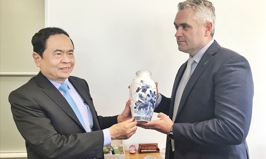 Ông Trần Thanh Mẫn, Uỷ viên Trung ương Đảng, Chủ tịch Uỷ ban Trung ương MTTQ Việt Nam bắt đầu chuyến thăm New Zealand. Ảnh: PV
