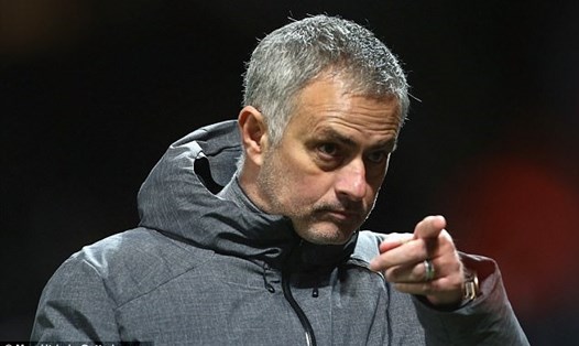 HLV Mourinho đang mất niềm tin với những phát biểu của các HLV khác. Ảnh: Getty Images.