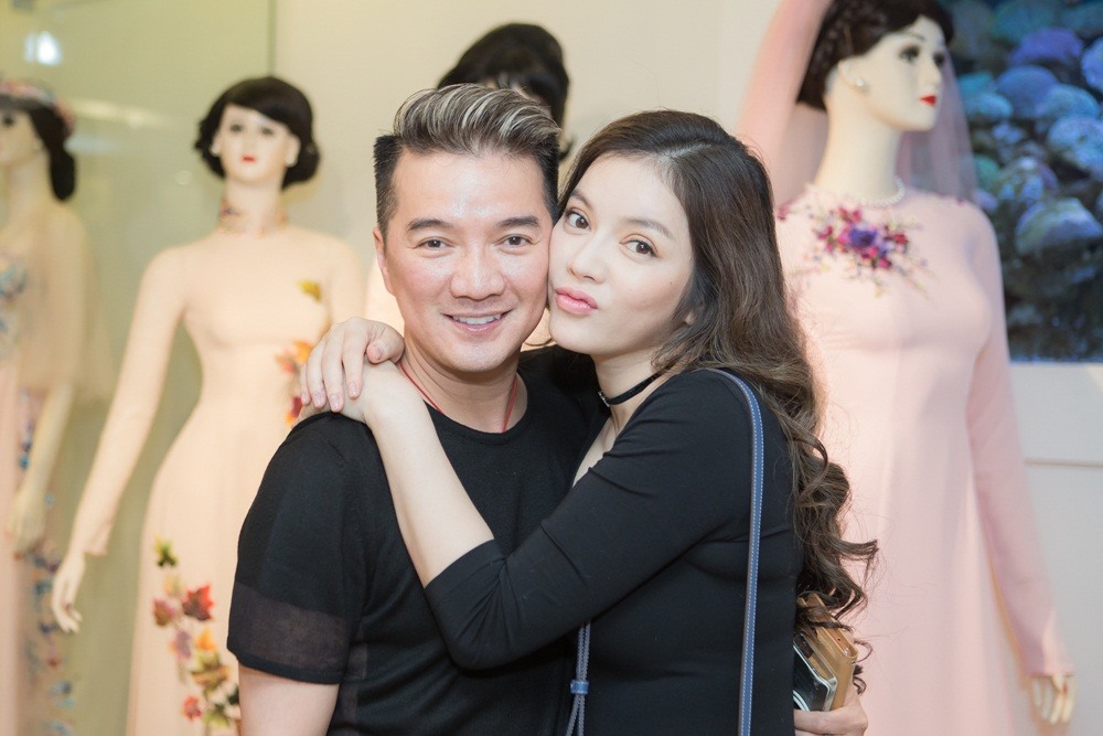 Đàm Vĩnh Hưng thân thiết với Lý Nhã Kỳ. Ảnh: Prime