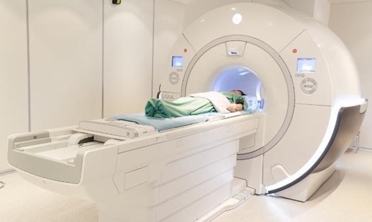 Về lý thuyết thiết bị chụp PET/CT có khả năng phát hiện sớm 80% các loại ung thu.