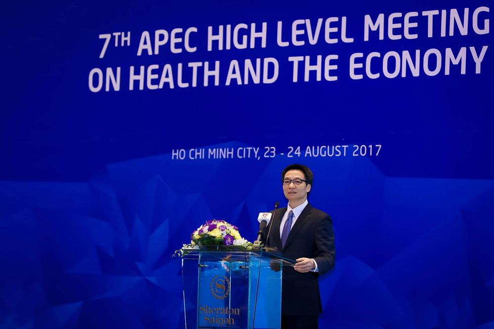 Phó Thủ tướng Vũ Đức Đam phát biểu tại buổi họp. Ảnh: Hoàng Triều