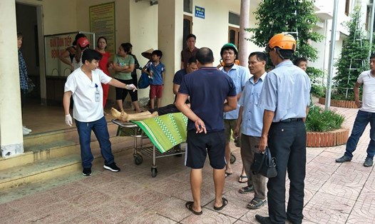 Do bị trâu húc, nhân viên thú y xã Phú Phong đã tử vong. Ảnh: CTV