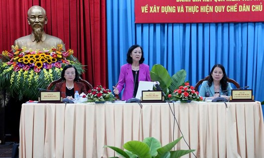 Đồng chí Trương Thị Mai phát biểu tại hội nghị.