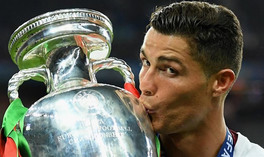 Cristiano Ronaldo, một gương mặt thành đạt của thể thao.