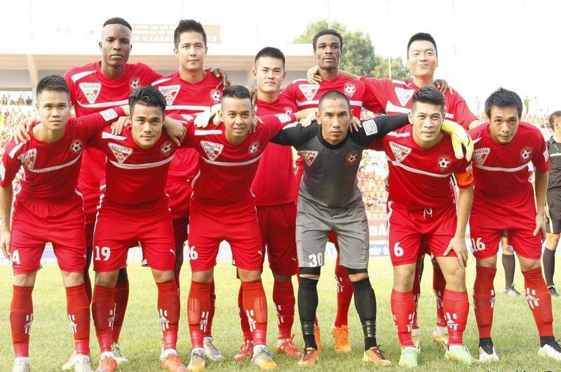 Sỹ Mạnh khi còn khoác áo CLB Hải Phòng trước khi lên làm trợ lý HLV