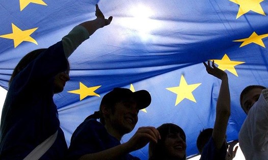 EU gia hạn các biện pháp trừng phạt các công dân và công ty của Nga thêm 6 tháng. Ảnh: EPA