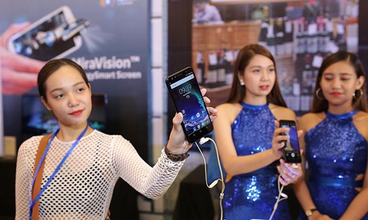 Điện thoại 4 camera đầu tiên được thương hiệu Việt Mobiistar trình làng tại Việt Nam (ảnh: HTL).