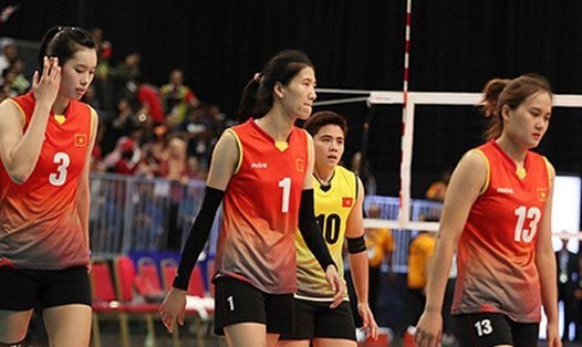 Bóng chuyền nữ Việt Nam thất bại 3 set trắng trước Thái Lan ở vòng loại giải VĐTG 2018. Ảnh: Vietnam Volleyball