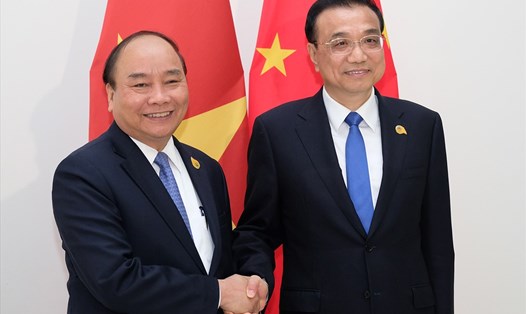 Thủ tướng Nguyễn Xuân Phúc và Thủ tướng Quốc Vụ viện Trung Quốc Lý Khắc Cường. Ảnh: VGP