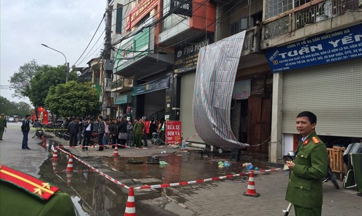 Hiện trường vụ việc xảy ra tại căn nhà trên phố Quang Trung, thành phố Hải Phòng. Ảnh Trần Vương