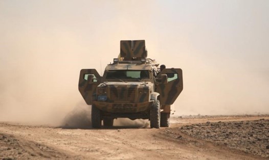Thổ Nhĩ Kỳ đã nã pháo vào khu vực Afrin, Syria. Ảnh: Reuters