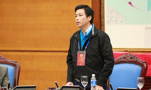 Chủ tịch CĐCS Foster (Bắc Ninh) Hồ Sỹ Lĩnh phát biểu tại buổi gặp mặt. Ảnh; Sơn Tùng. 