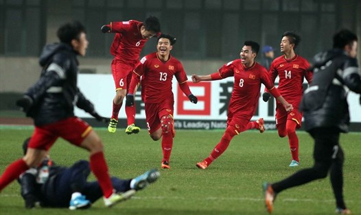 Chiến tích của U23 Việt Nam tại VCK U23 Châu Á 2018 đang khiến NHM bóng đá Việt Nam phát sốt. Ảnh: Hữu Phạm
