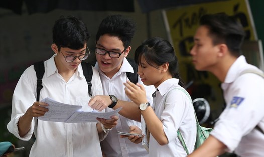 Học sinh đang tích cực chuẩn bị cho kỳ thi THPT quốc gia 2018. Ảnh minh họa: Hải Nguyễn.