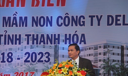 Ông Ngô Văn Tuấn phát biểu trong một lễ khánh thành cuối tháng 11.2017 với tư cách Phó Chủ tịch UBND tỉnh Thanh Hoá. Ảnh: X.H