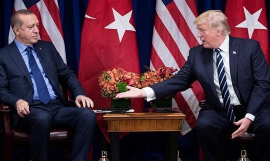 Tổng thống Mỹ Donald Trump và Tổng thống Tayyip Erdogan. Ảnh: AFP.