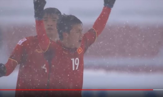 Quang Hải sau khi ghi bàn trong trận chung kết giữa U23 Việt Nam và U23 Uzbekistan. Ảnh chụp màn hình. 