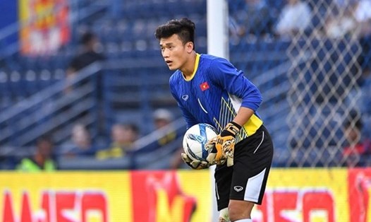 Thủ thành Bùi Tiến Dũng - lá chắn thép của đội tuyển U23 quốc gia. Ảnh: Minh Tùng