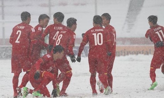 Các cầu thủ U23 Việt Nam ăn mừng sau bàn gỡ hòa của Quang Hải trong trận chung kết gặp U23 Uzbekistan. Ảnh: M.T

