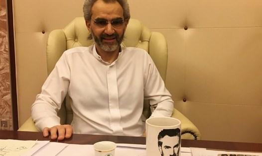 Tỷ phú - hoàng tử  Alwaleed bin Talal. Ảnh: Reuters.