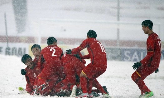 U23 Việt Nam phải thi đấu trận chung kết trong điều kiện thời tiết khắc nghiệt. Ảnh: VFF