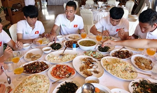Bữa ăn của các cầu thủ U23 Việt Nam