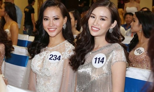Thanh Trang (phải) trong cuộc thi Hoa hậu Hoàn vũ Việt Nam. Ảnh: T.L