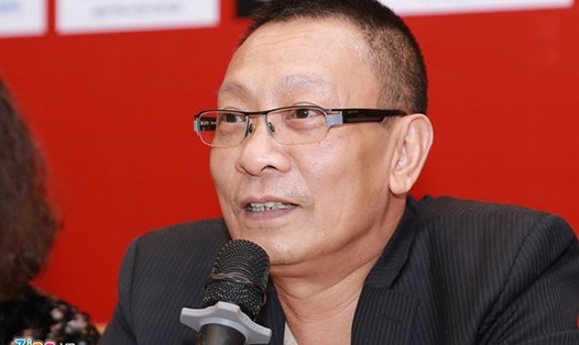 Nhà báo Lại Văn Sâm cho biết anh có thiên hướng dẫn chương trình về văn hóa, thể thao. Ảnh: Huy Nguyễn.

