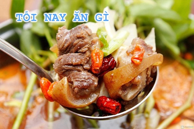 Tối Nay Ăn Gì: Lẩu Đuôi Bò Thơm Ngon Cho Ngày Gió Mùa Về
