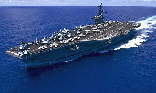 Tàu sân bay USS Carl Vinson. Ảnh: Wiki