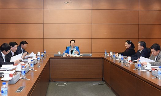 Chủ tịch Quốc hội Nguyễn Thị Kim Ngân chủ trì cuộc họp Ban tổ chức Diễn đàn Nghị viện Châu Á - Thái Bình Dương lần thứ 26 (APPF - 26) sắp diễn ra tại Hà Nội. Ảnh: TTXVN