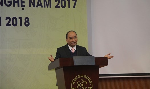 Thủ tướng Chính phủ Nguyễn Xuân Phúc phát biểu chỉ đạo tại hội nghị. Ảnh: PV