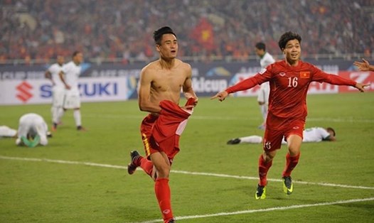 Vũ Minh Tuấn ghi bàn ở trận bán kết lượt về AFF Cup 2016. Ảnh: TG
