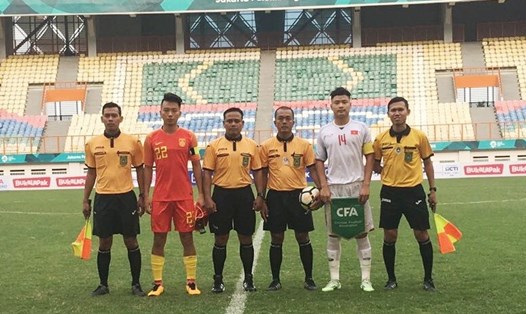 U19 Việt Nam đánh bại U19 Trung Quốc với tỉ số 1-0 trong trận giao hữu trước thềm VCK U19 Châu Á 2018. Ảnh: VFF