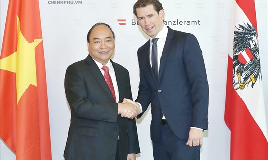 Thủ tướng Nguyễn Xuân Phúc và Thủ tướng Áo Sebastian Kurz. Ảnh: VGP