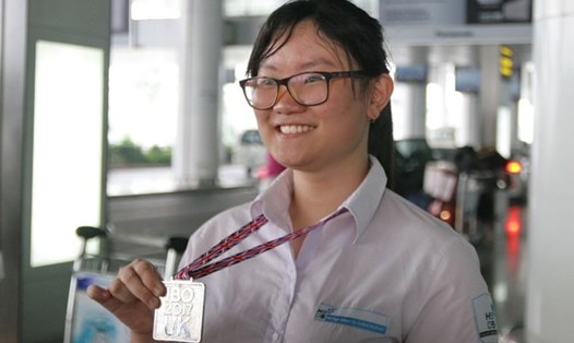  Nguyễn Phương Thảo - nữ sinh đạt tổng điểm cao nhất cuộc thi Olympic quốc tế 2018. Ảnh: Thu Hương