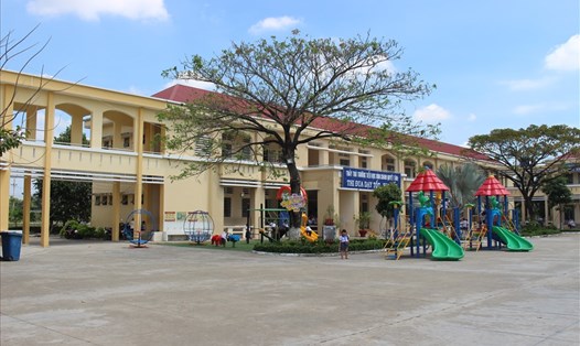 Trường Tiểu học Bình Chánh, nơi xảy ra vụ "Cô giáo quỳ xin lỗi cha mẹ học sinh".