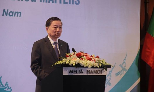 Bộ trưởng Công an Tô Lâm phát biểu tại buổi khai mạc. Ảnh CN