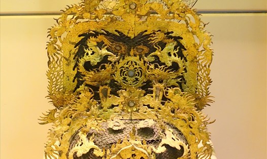 Mũ kim loại thiếp vàng, thế kỷ 19 đầu 20, đồ thờ.