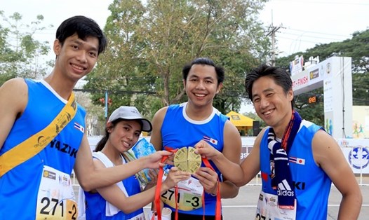Các vận động viên tại Giải chạy KRUNGSRI Ayutthaya “KIZUNA” Ekiden 2018 diễn ra ngày 28.1.2018. Ảnh: BTC